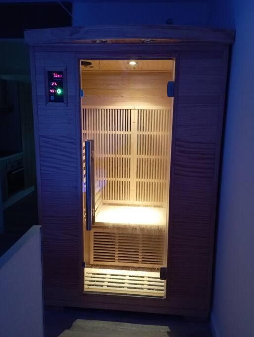 Sejour Sauna Et Jacuzzi Cocon La Roche-sur-Yon Esterno foto